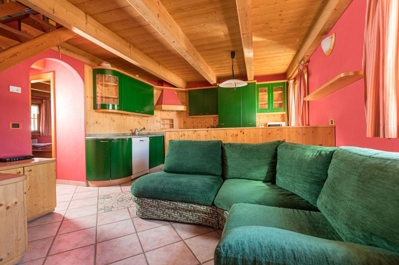 Baita Miralago - Appartamenti Abar Livigno Buitenkant foto