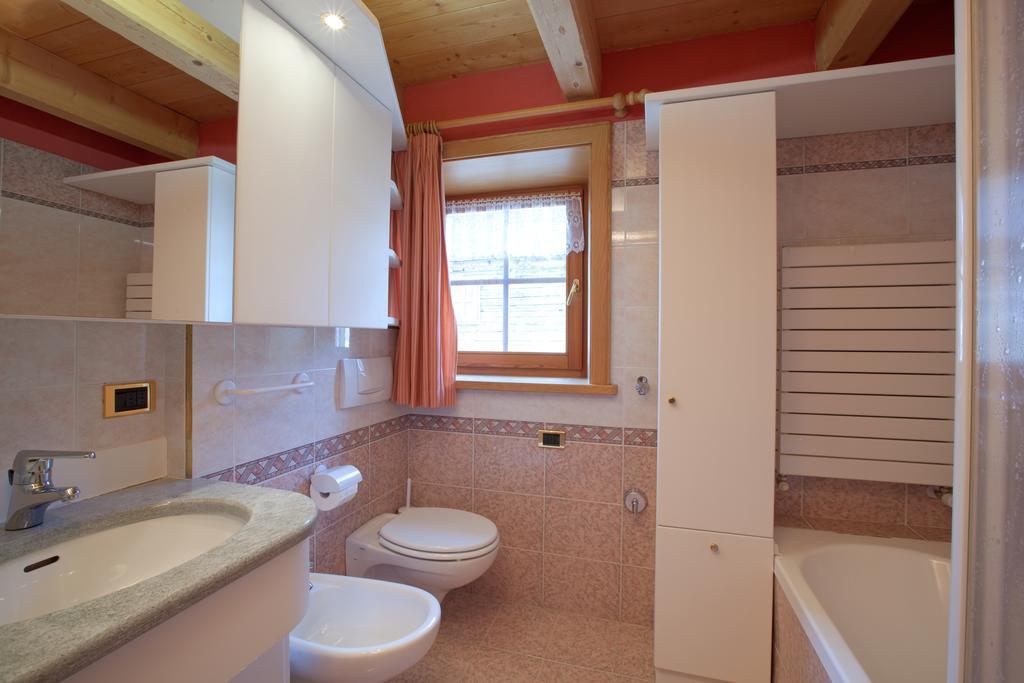 Baita Miralago - Appartamenti Abar Livigno Kamer foto
